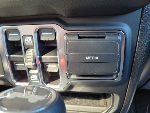 New 2025 Jeep Wrangler Sport S image 41