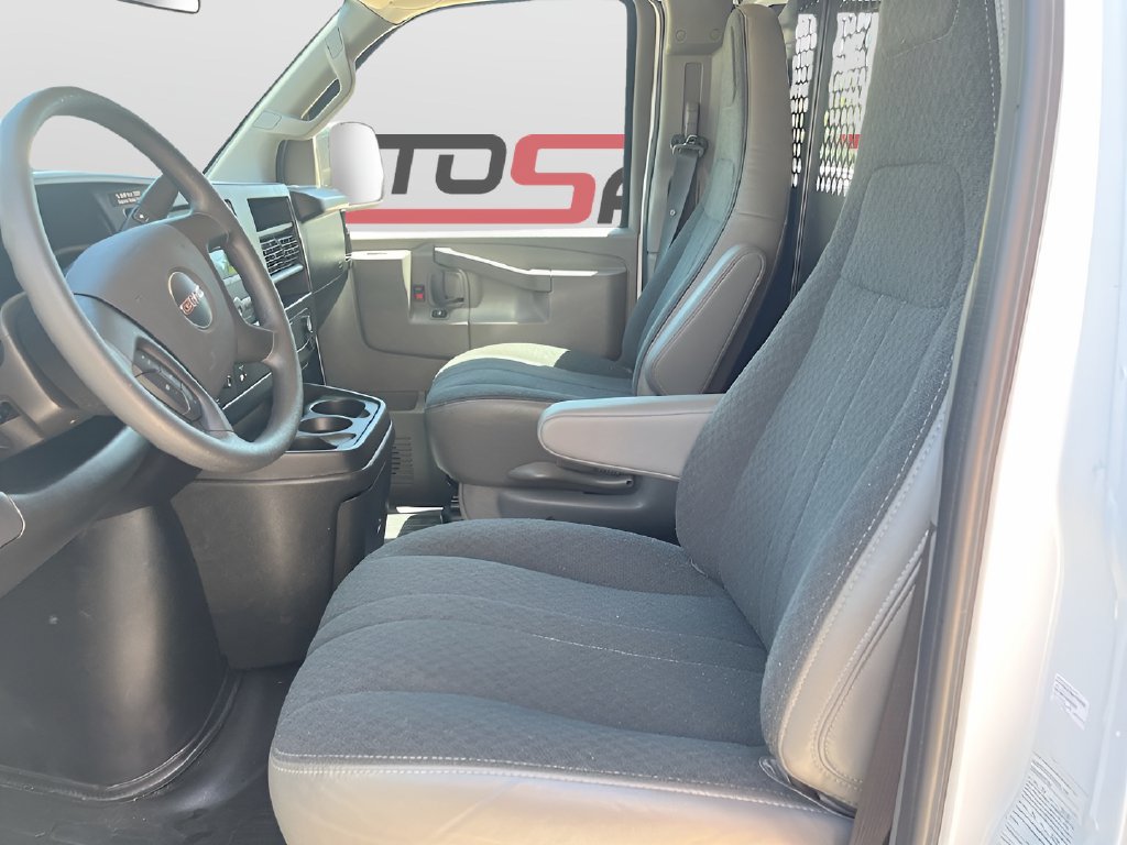 Used 2025 GMC Savana 2500 w/ Driver Convenience Package RWD image 19