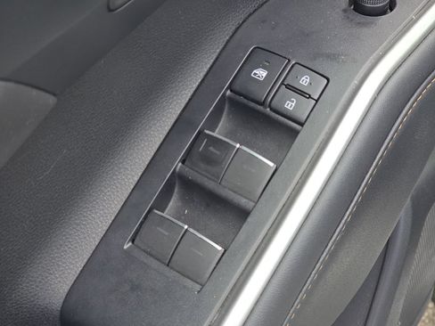 Used 2022 Toyota Highlander Bronze Edition AWD/4WD image 29