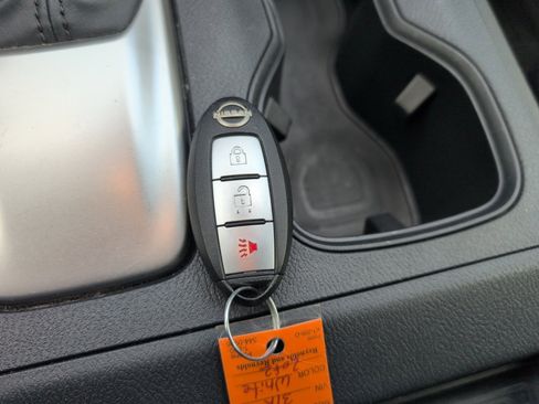 Used 2022 Nissan Frontier S image 19