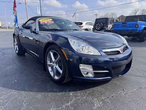 Used 2007 Saturn Sky w/ Premium Trim Pkg image 8