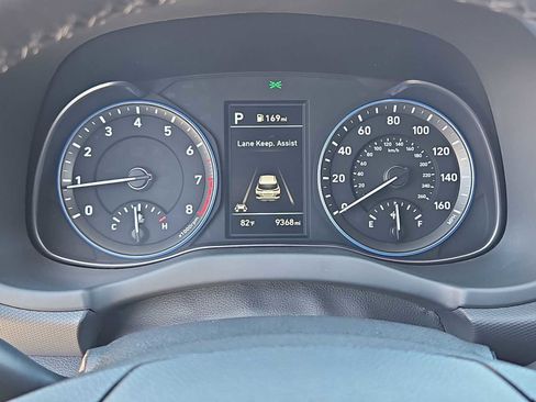 Certified 2021 Hyundai Kona Limited w/ Cargo Package image 32