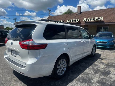 Used 2016 Toyota Sienna XLE Premium AWD/4WD image 5