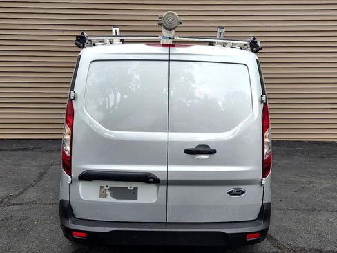 Used 2021 Ford Transit Connect XLT image 5