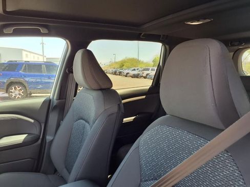 New 2026 Subaru Forester Premium AWD/4WD image 18