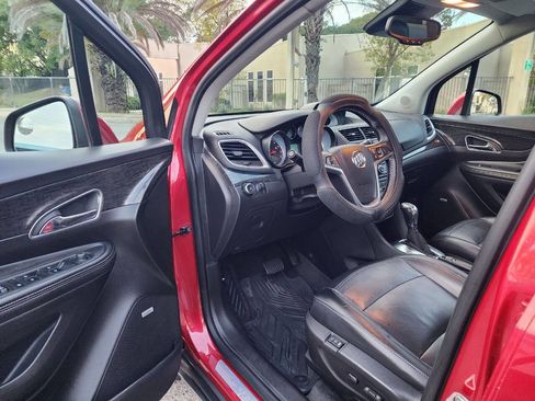 Used 2013 Buick Encore Premium image 19