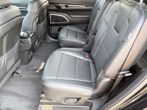 Used 2023 Kia Telluride S w/ S Sunroof Package FWD image 19