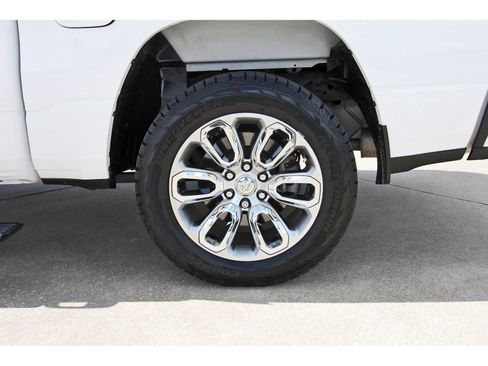 Used 2023 RAM 1500 Laramie AWD/4WD image 31
