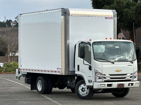 New 2024 Chevrolet Low Cab Forward image 2