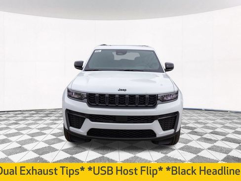 New 2027 Jeep Grand Cherokee Altitude AWD/4WD image 11