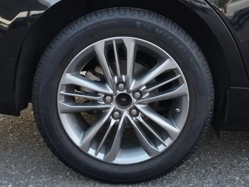 Used 2017 Toyota Camry SE FWD image 35