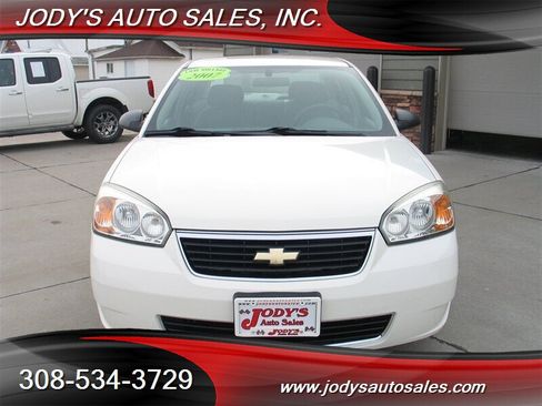 Used 2007 Chevrolet Malibu LS image 30