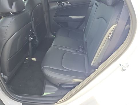 New 2026 Kia Sportage EX FWD image 17