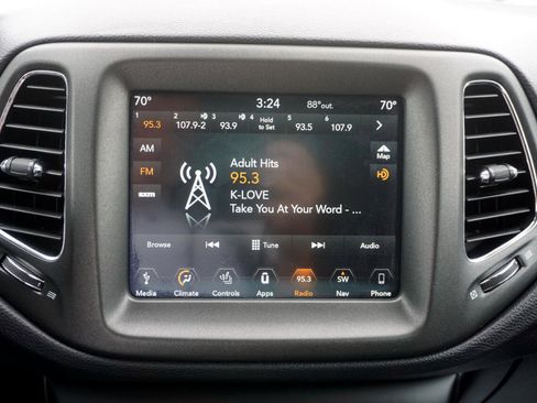 Used 2018 Jeep Compass Trailhawk w/ Leather Interior Group image 12