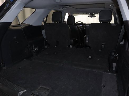 Certified 2022 Ford Explorer XLT w/ Equipment Group 202A image 16