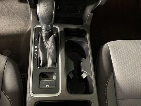 Used 2018 Ford Escape SE w/ SE Sync 3 Package AWD/4WD image 28