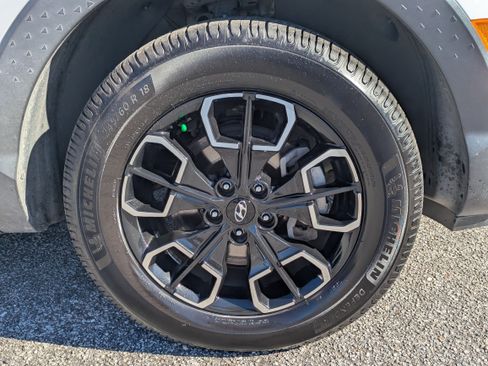 Certified 2022 Hyundai Santa Cruz SEL Premium image 11