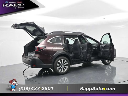 Used 2025 Subaru Outback Limited AWD/4WD image 30