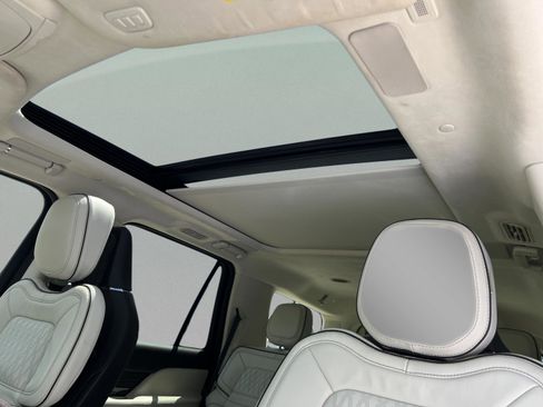 Certified 2023 Lincoln Navigator Black Label AWD/4WD image 28
