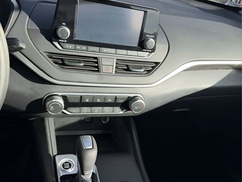 Used 2022 Nissan Altima 2.5 S image 20