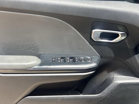 Used 2025 Kia K4 FWD image 10