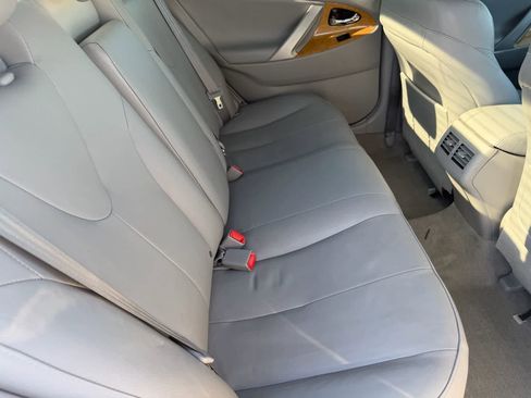 Used 2007 Toyota Camry XLE image 12