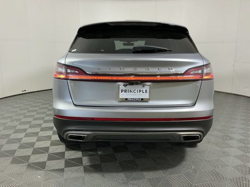 Used 2022 Lincoln Nautilus Reserve AWD/4WD image 6
