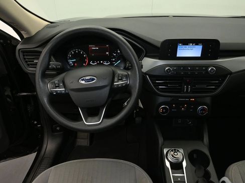 Used 2020 Ford Escape S image 17