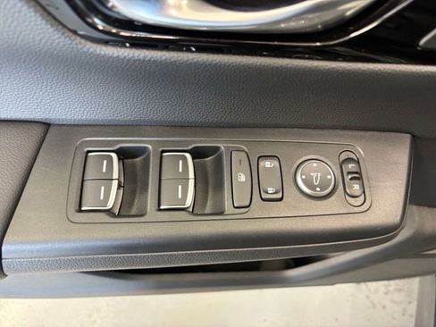 Used 2026 Honda CR-V EX-L image 9