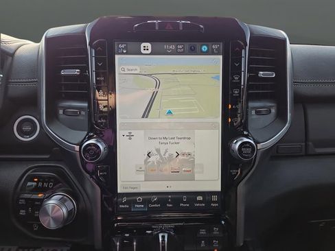 Used 2023 RAM 1500 Laramie image 8