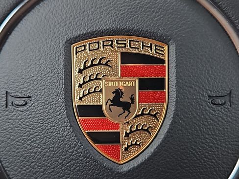 Used 2023 Porsche 718 Boxster RWD image 28