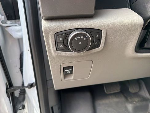 Used 2018 Ford F150 XLT RWD image 17