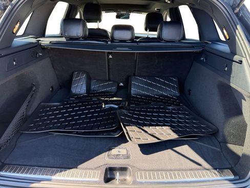 Used 2022 Mercedes-Benz GLC 300 image 4