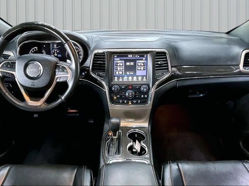 Used 2016 Jeep Grand Cherokee Overland AWD/4WD image 7