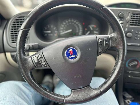 Used 2004 Saab 9-3 Linear image 12