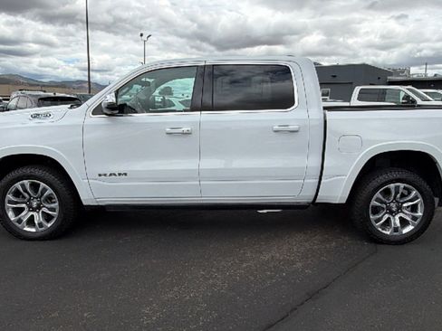Used 2024 RAM 1500 Limited AWD/4WD image 6