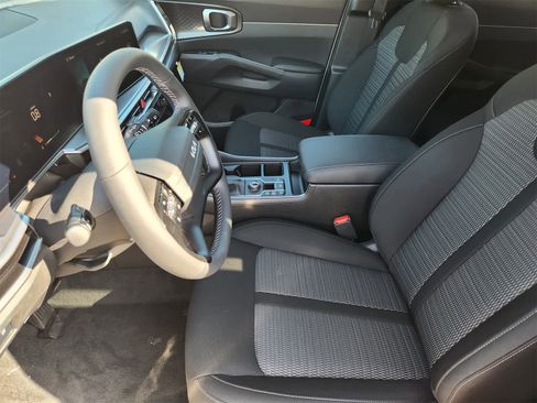 New 2026 Kia Sorento LX image 11