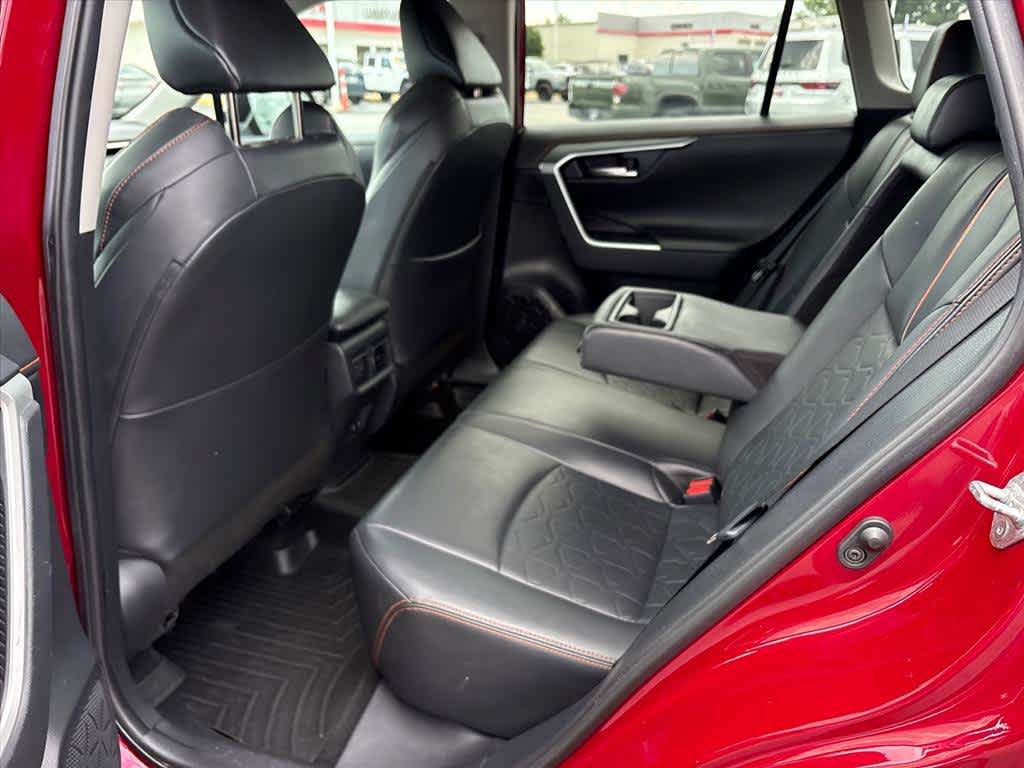 Used 2019 Toyota RAV4 Adventure AWD/4WD image 9