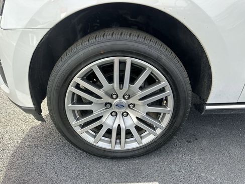 Used 2023 Ford Expedition Limited image 10