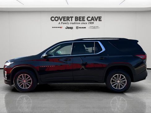 Used 2023 Chevrolet Traverse LT image 5