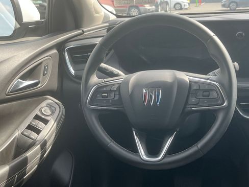 Used 2025 Buick Encore GX Preferred AWD/4WD image 28