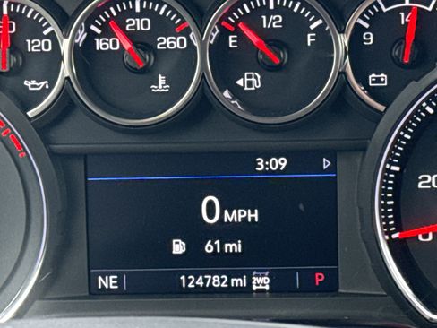 Used 2021 Chevrolet Silverado 1500 LT Trail Boss w/ Convenience Package II image 20