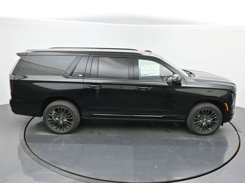 New 2026 Cadillac Escalade ESV Platinum Sport AWD/4WD image 28