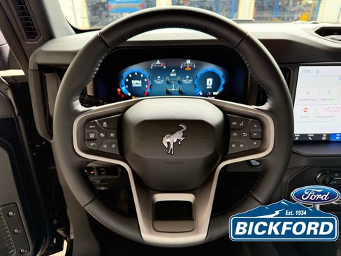 New 2026 Ford Bronco Badlands AWD/4WD image 14