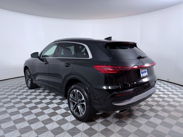Used 2025 Audi Q5 Premium w/ Convenience Package AWD/4WD image 6