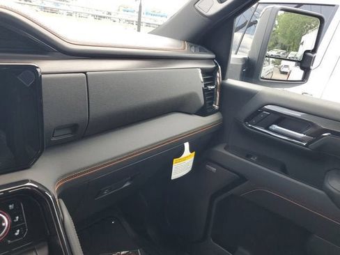 New 2026 GMC Sierra 3500 AT4 AWD/4WD image 27