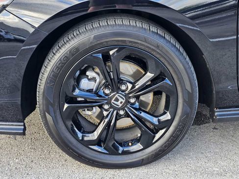 Used 2025 Honda Accord SE image 9