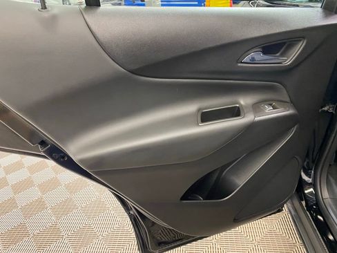 Used 2023 Chevrolet Equinox LT w/ Driver Convenience Package image 15