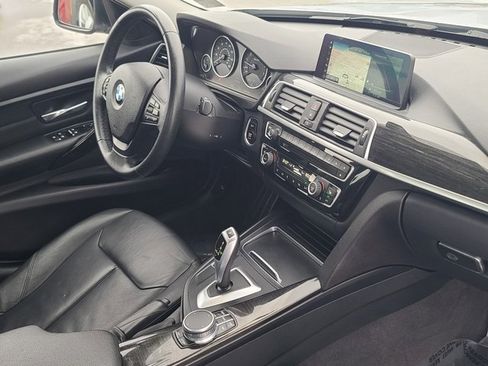 Used 2018 BMW 320i xDrive Sedan image 10