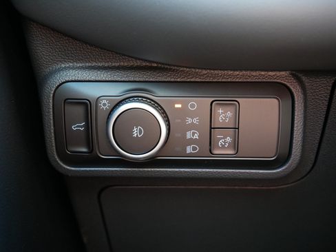 Used 2026 Ford Explorer Active w/ Active Comfort Package AWD/4WD image 26